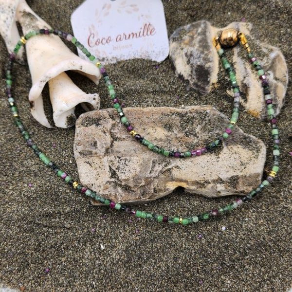 COLLIER EN RUBIS ZOISITE
